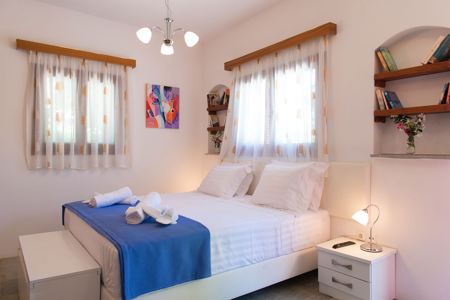 Spacious room in Apollonia of Sifnos